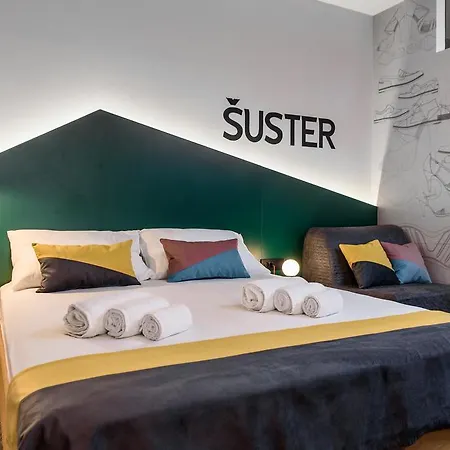 Hostel Swanky *