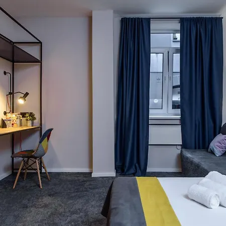 Hostel Swanky *